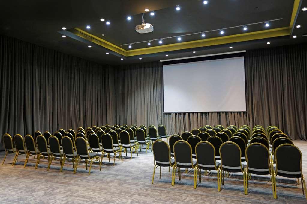 호텔 쿰브레스 라스타리아 산티아고 객실 사진 The conference room