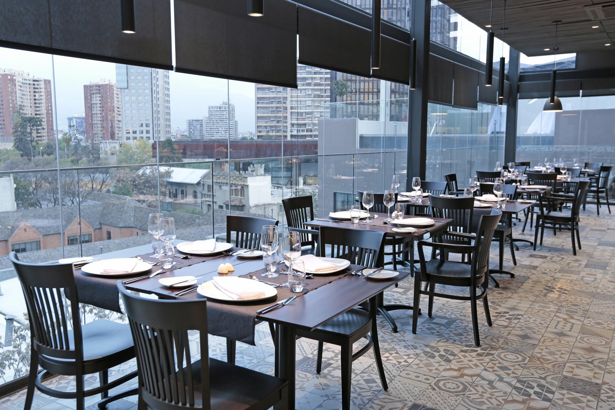 호텔 쿰브레스 라스타리아 산티아고 외부 사진 Restaurant in the hotel