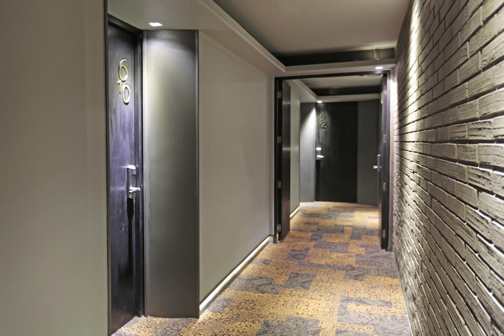 호텔 쿰브레스 라스타리아 산티아고 외부 사진 A corridor in a hotel